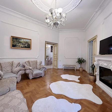 Goldenapartmentlviv Exterior photo